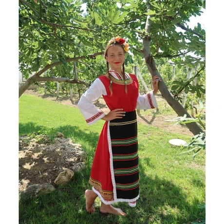 ДАМСКА НАРОДНА НОСИЯ - Модел 16