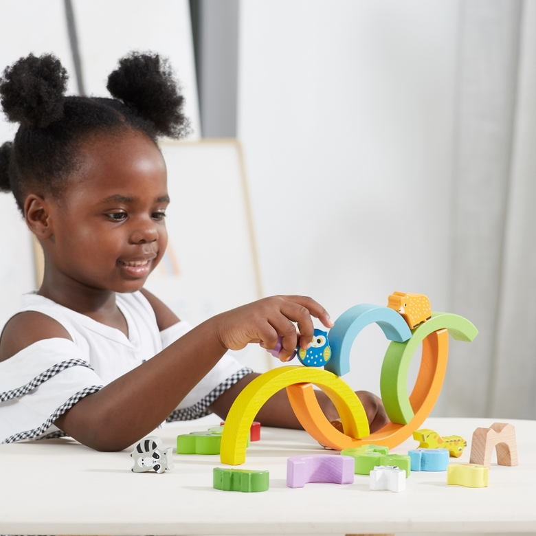 Образователна игра за баланс - Цветна дъга от Viga toys
