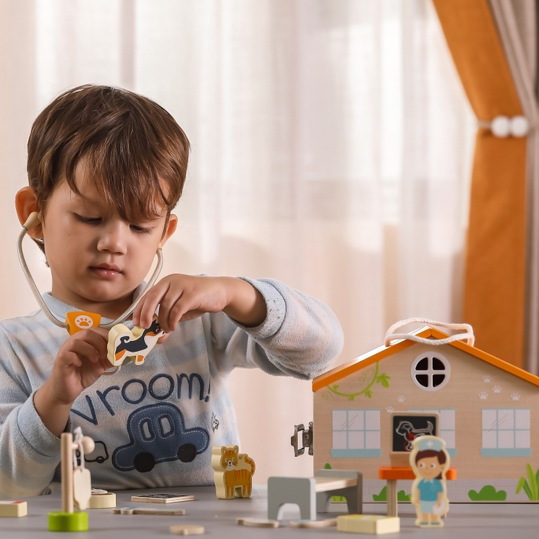 Комплект за игра - Клиника за животни от Viga toys