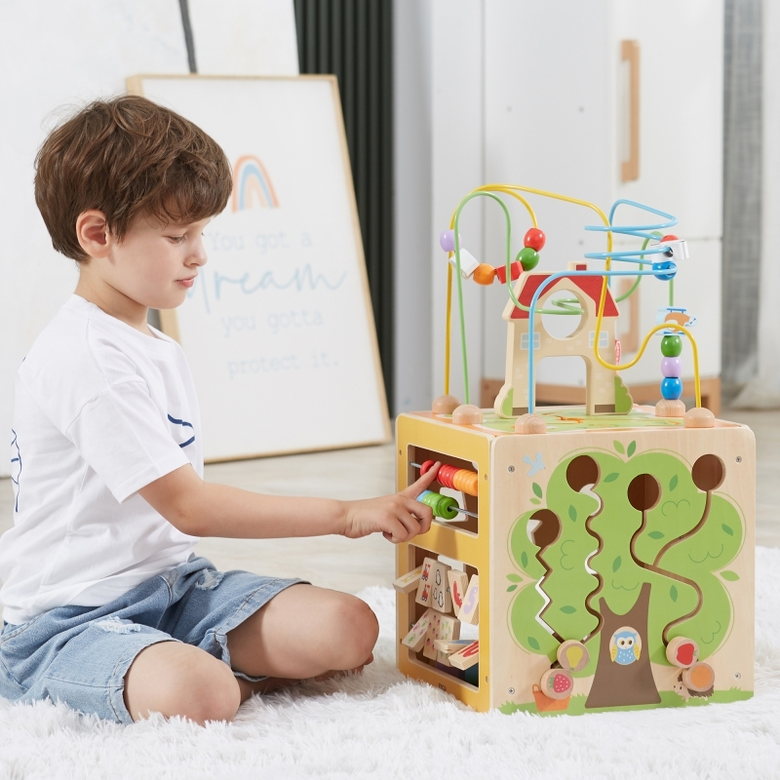 Viga toys голям дидактически куб с активности