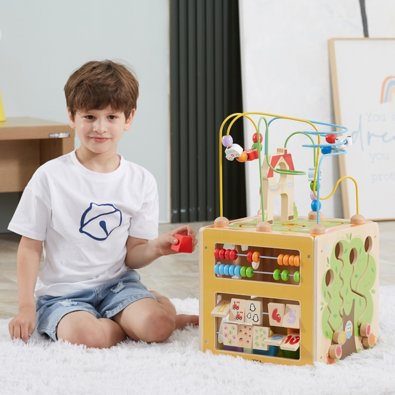Viga toys голям дидактически куб с активности