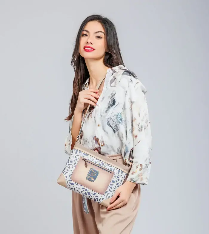 Дамска чанта Large printed crossbody bag Memories, 40803-701, 30/22/5 cm