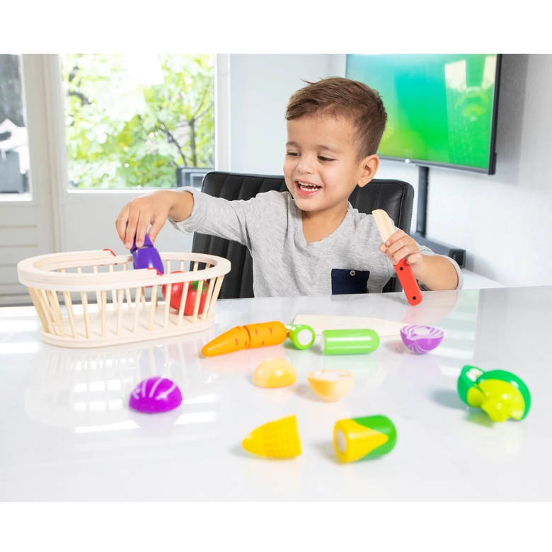 Кошница със зеленчуци за рязане от New classic toys