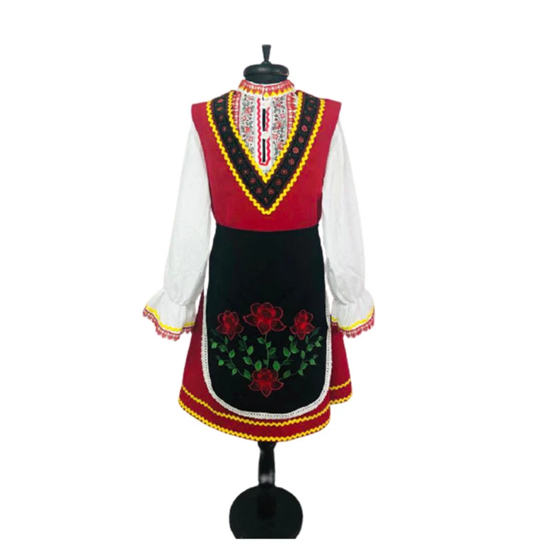 НАРОДНА НОСИЯ - Модел 11