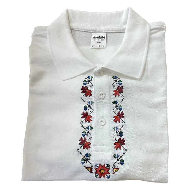 ДАМСКА ТЕНИСКА С БРОДЕРИЯ - модел 1