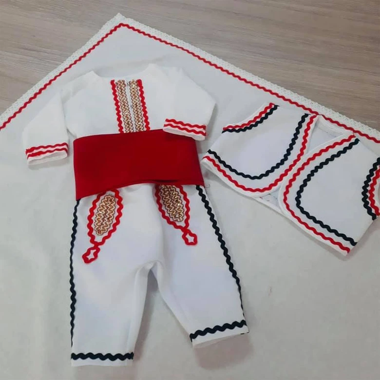 ДЕТСКА НАРОДНА НОСИЯ ЗА МОМЧЕ - Модел 1