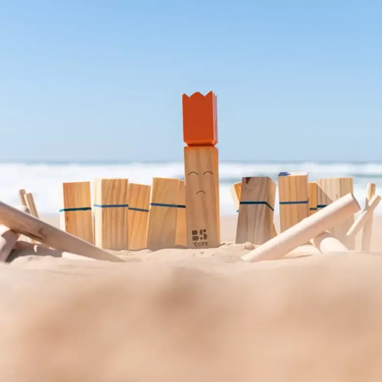 Кралска дървена игра Kubb – за цялото семейство