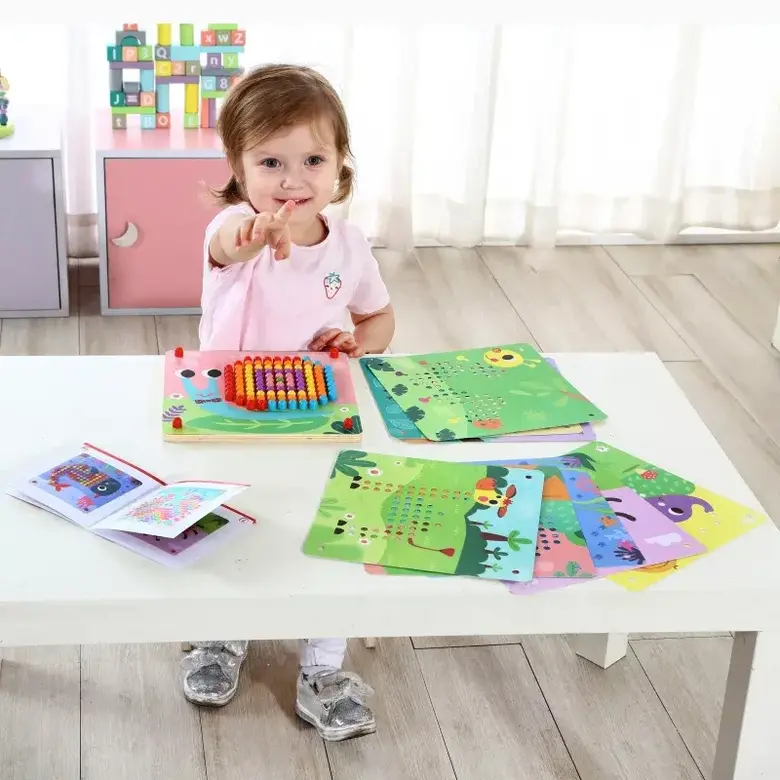 Дървена мозайка с цветни пинове – образователен пъзел с шаблони Tooky Toy