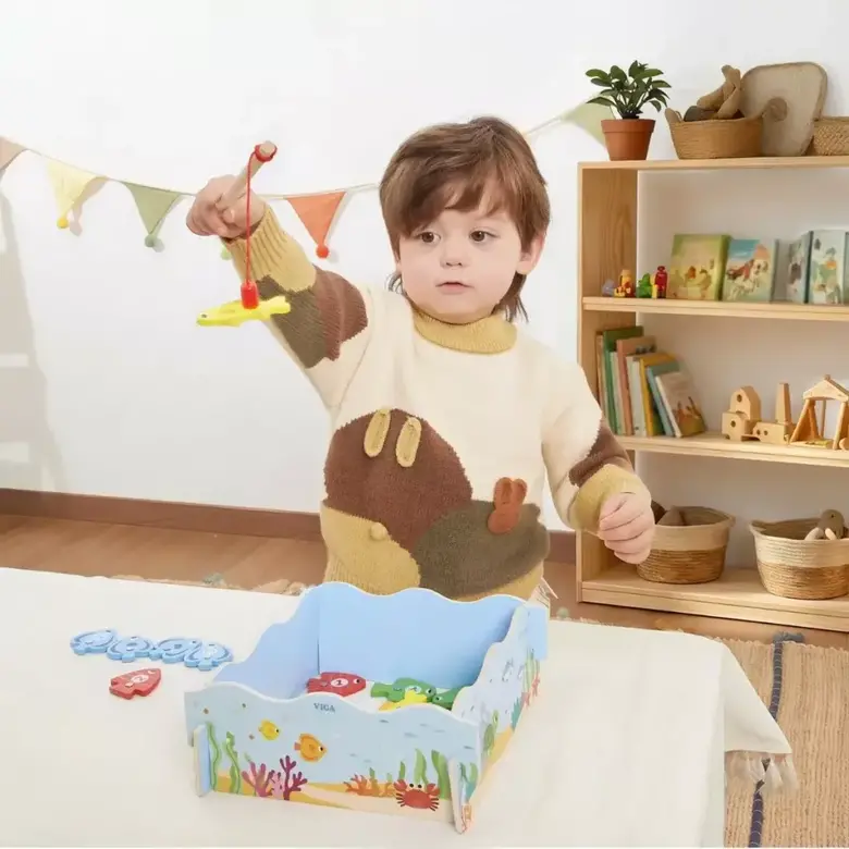 Дървена магнитна игра за риболов – образователна играчка с числа и риби VIGA Toys