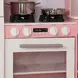 Голяма Детска Дървена Кухня GINGER HOME, Ъглова с Мивка с Течаща Вода, Звук и Светлина, Хладилник, Микровълнова, Пералня, Прозорец, Завеси и Аксесоари, 134x80x99 см